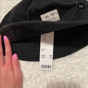 Urban Outfitters bucket hat